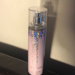 Paris Hilton Fragance mist
